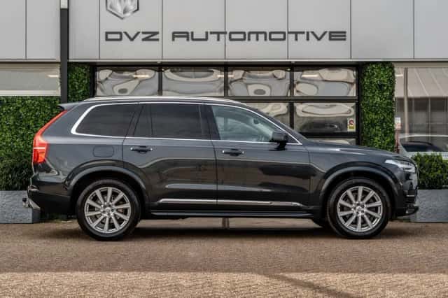 Volvo XC90 (2018) thumbnail 5