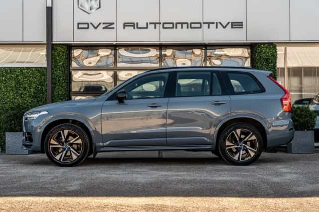 Volvo XC90 (2021) thumbnail 4