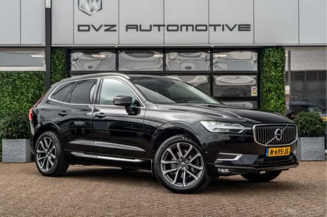 Volvo XC60 (2019) thumbnail 3
