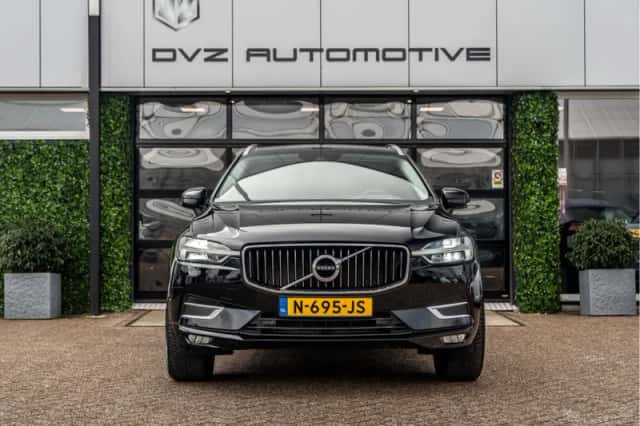 Volvo XC60 (2019) thumbnail 4