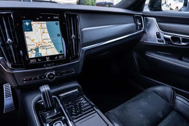Volvo V90 (2020) thumbnail 2
