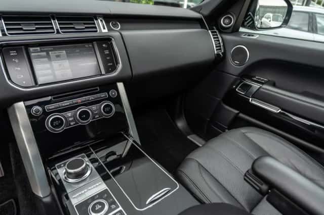 Land Rover Range Rover (2014) thumbnail 2