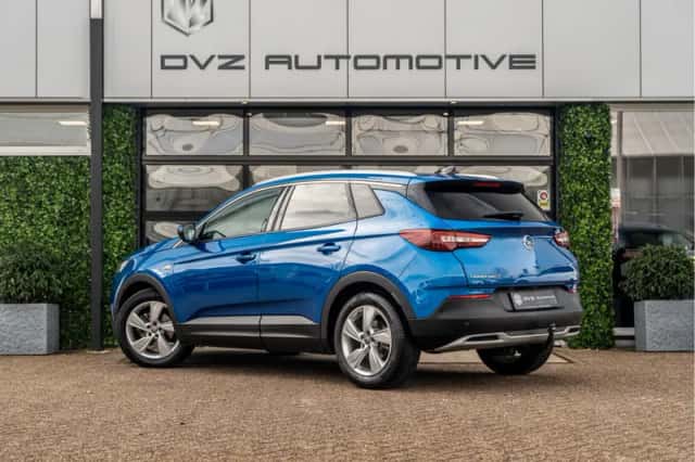 Opel Grandland X (2019) thumbnail 3
