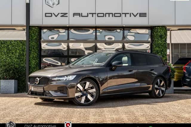 Volvo V60 (2025) thumbnail 1