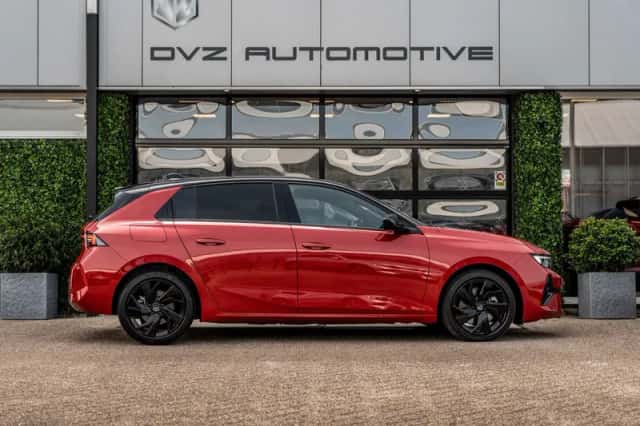 Opel Astra (2023) thumbnail 4