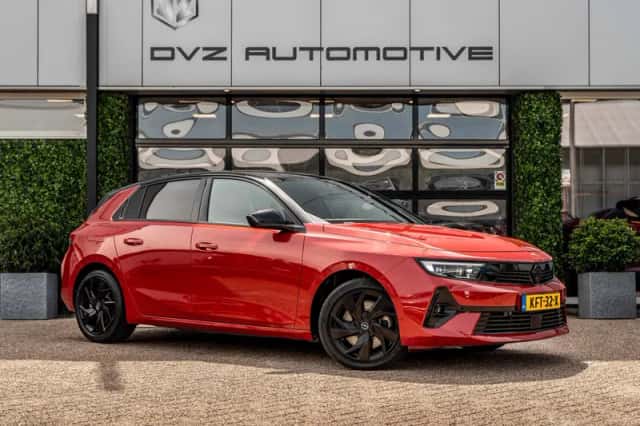 Opel Astra (2023) thumbnail 5