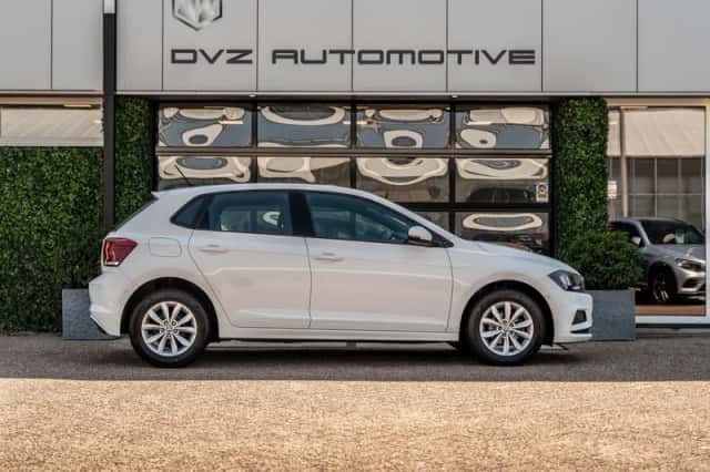 Volkswagen Polo (2021) thumbnail 4