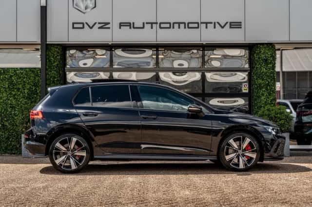 Volkswagen Golf (2022) thumbnail 5
