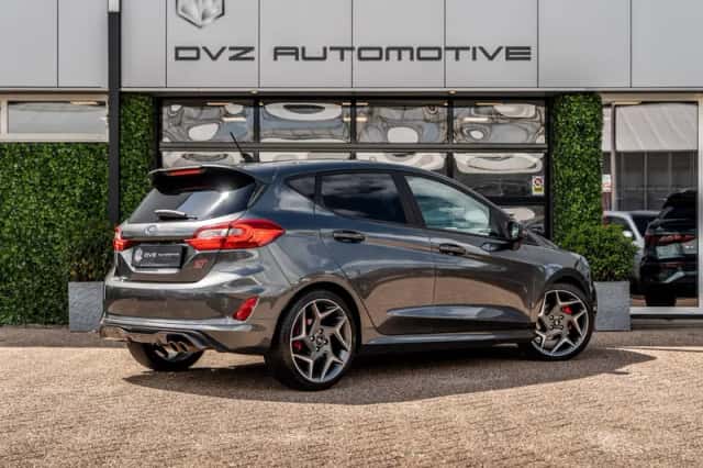 Ford Fiesta (2019) thumbnail 3