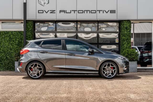Ford Fiesta (2019) thumbnail 4