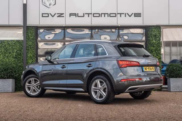 Audi Q5 (2017) thumbnail 3