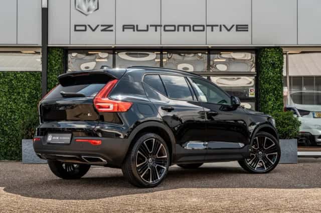Volvo XC40 (2019) thumbnail 4