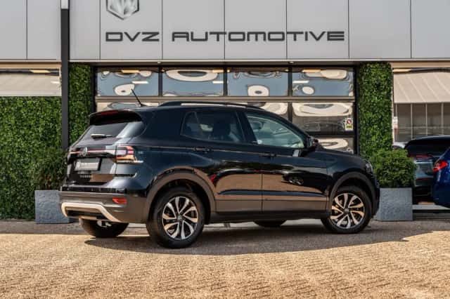 Volkswagen T-Cross (2023) thumbnail 3