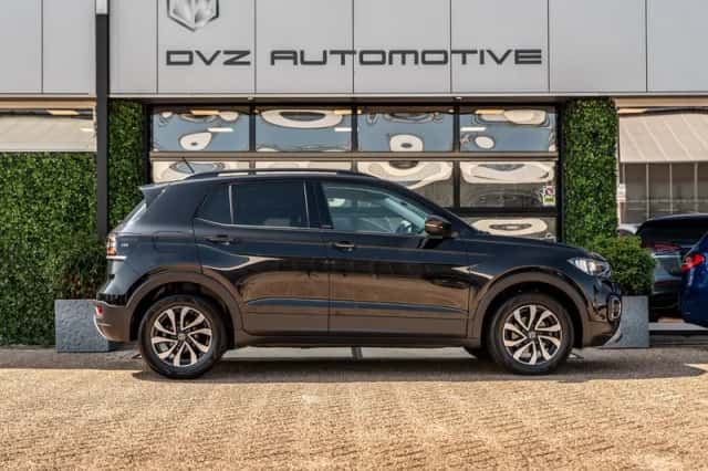 Volkswagen T-Cross (2023) thumbnail 4