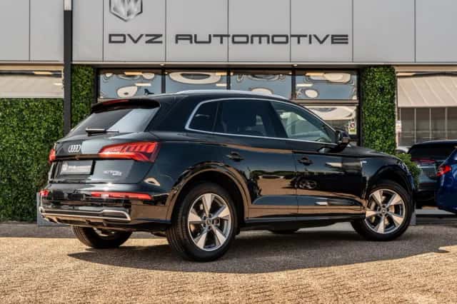 Audi Q5 (2021) thumbnail 4