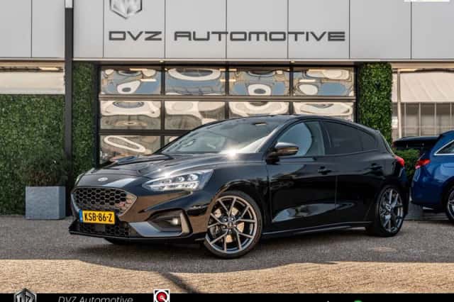 Ford Focus (2020) thumbnail 1