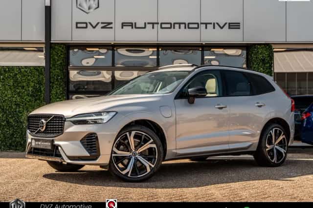 Volvo XC60 (2023) thumbnail 1