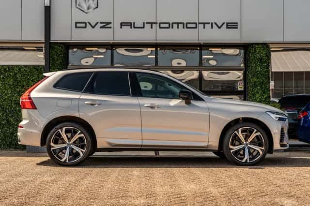 Volvo XC60 (2023) thumbnail 6