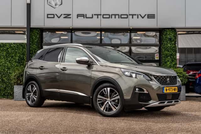 Peugeot 3008 (2017) thumbnail 5
