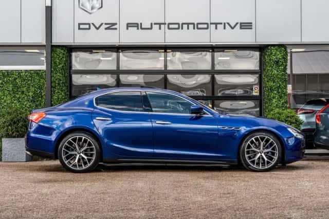 Maserati Ghibli (2015) thumbnail 6