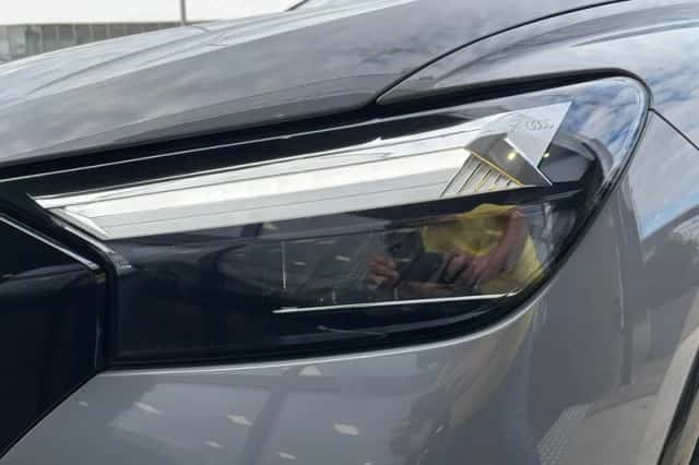 Audi Q4 e-tron (2022) thumbnail 4