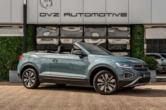 Volkswagen T-Roc (2023) thumbnail 5