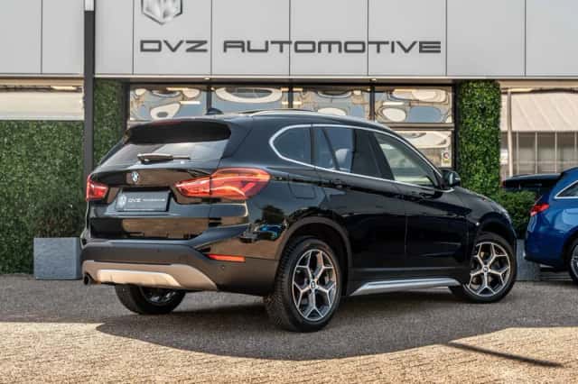 BMW X1 (2017) thumbnail 4