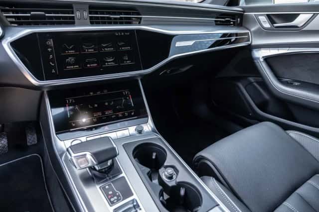 Audi A6 (2018) thumbnail 2