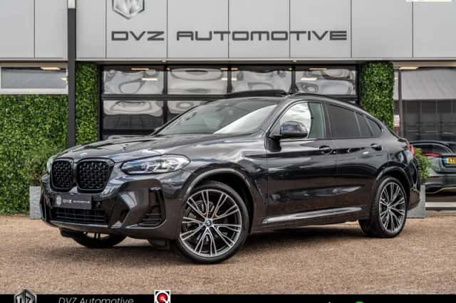 BMW X4 (2021) thumbnail 1