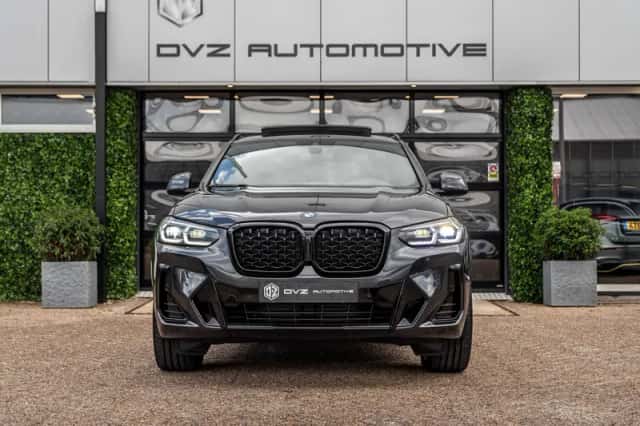BMW X4 (2021) thumbnail 6