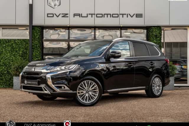 Mitsubishi Outlander (2020) thumbnail 1