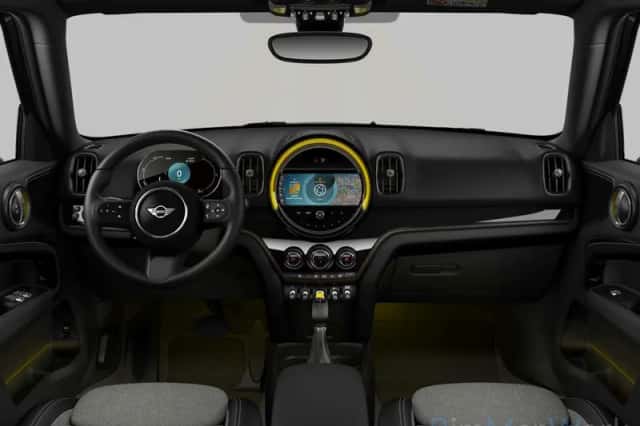 MINI Countryman (2021) thumbnail 2