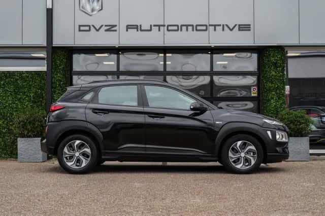 Hyundai Kona (2020) thumbnail 4