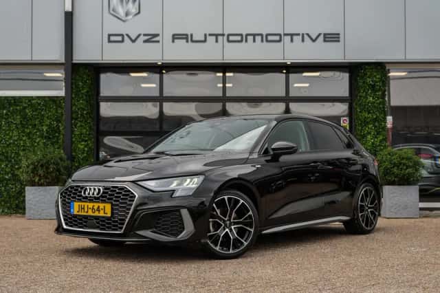 Audi A3 (2024) thumbnail 1
