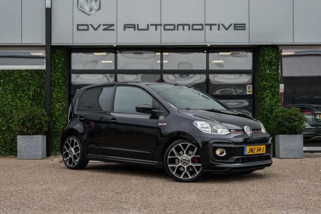 Volkswagen Up! (2021) thumbnail 5