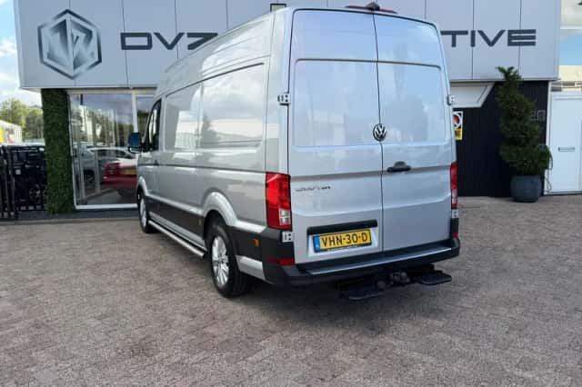 Volkswagen Crafter (2020) thumbnail 3