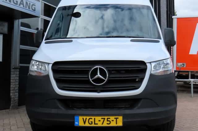 Mercedes-Benz Sprinter (2020) thumbnail 5