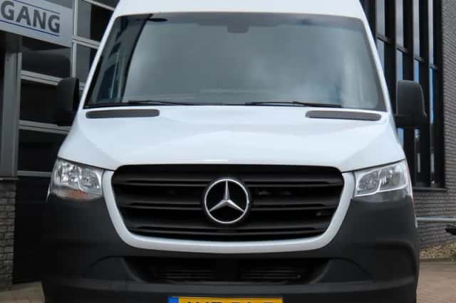 Mercedes-Benz Sprinter (2021) thumbnail 5