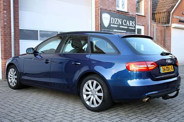 Audi A4 (2012) thumbnail 4
