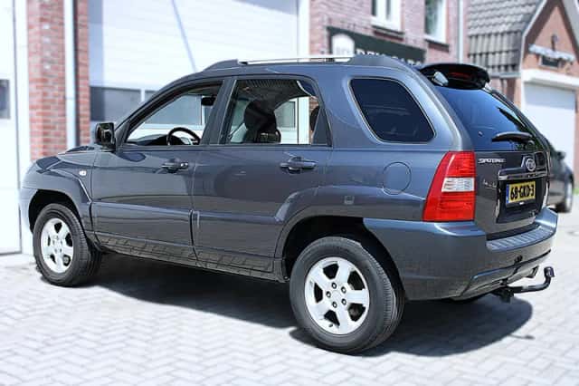 Kia Sportage (2009) thumbnail 6