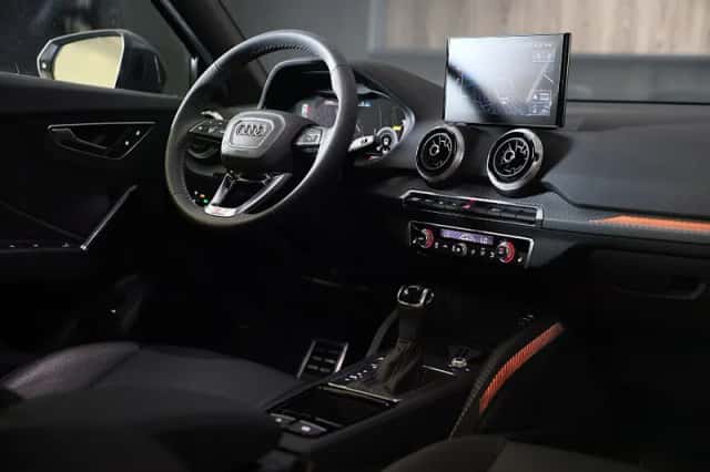 Audi Q2 (2025) thumbnail 6