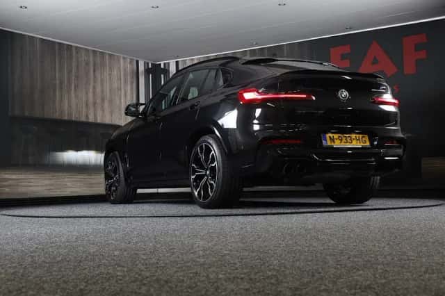 BMW X4 (2021) thumbnail 3