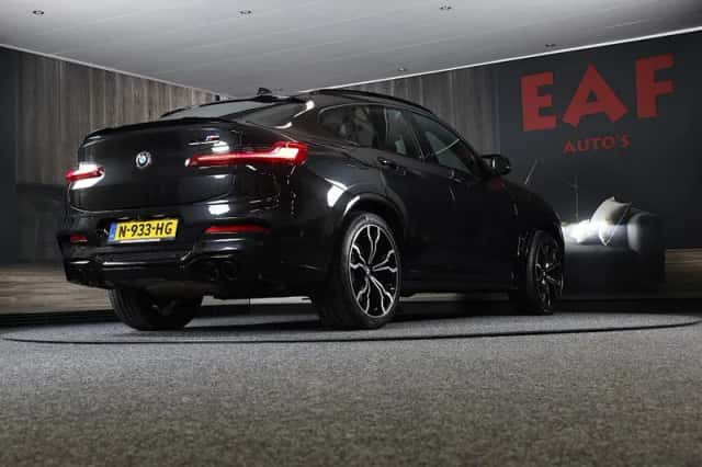 BMW X4 (2021) thumbnail 5