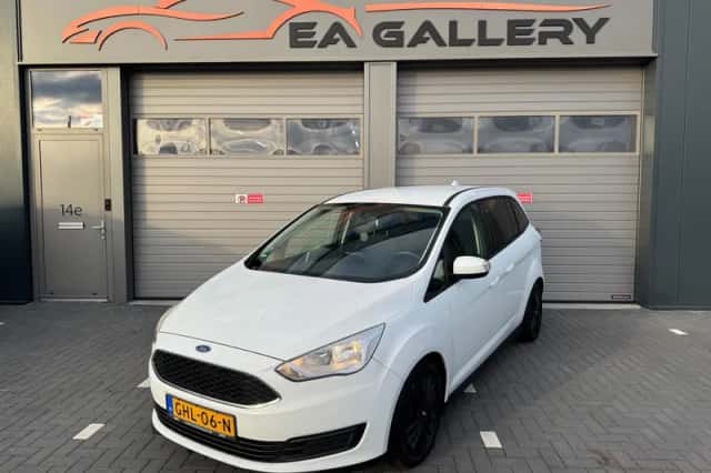 Ford Grand C-Max (2015) thumbnail 1