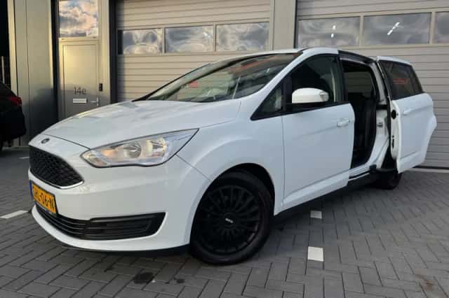 Ford Grand C-Max (2015) thumbnail 2