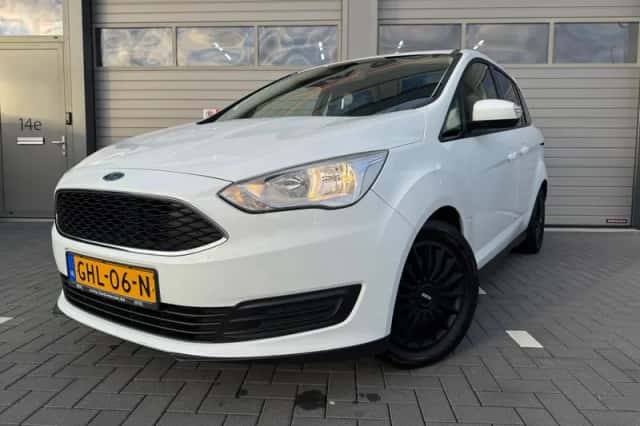 Ford Grand C-Max (2015) thumbnail 3