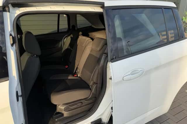 Ford Grand C-Max (2015) thumbnail 5