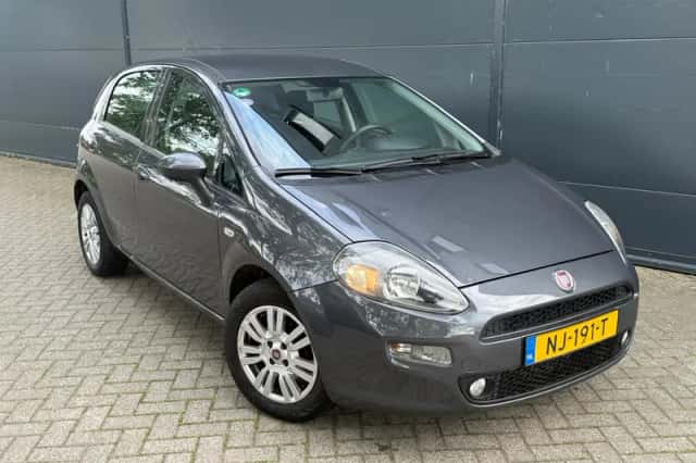 Fiat Punto (2017) thumbnail 1