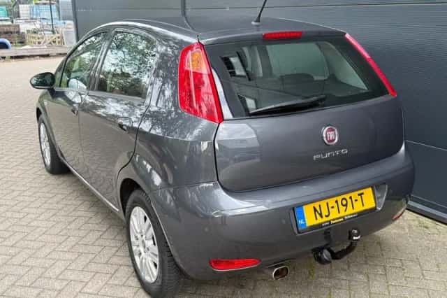 Fiat Punto (2017) thumbnail 4