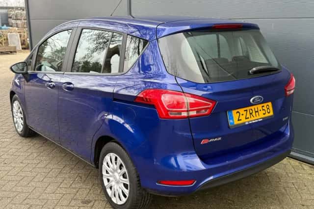 Ford B-Max (2015) thumbnail 3